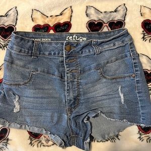 Refuge high waist shorties